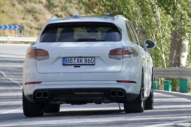 lo-dien-porsche-cayenne-tren-duong-thu-truoc-ngay-ra-mat