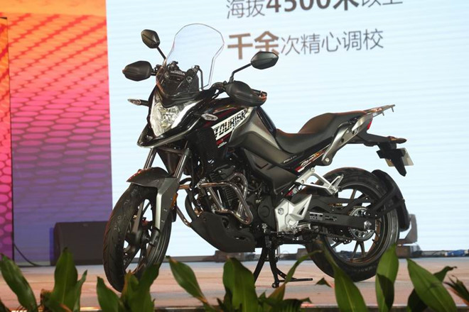 moto-phuot-honda-cb190x-chinh-thuc-ra-mat-tai-thi-truong-trung-quoc