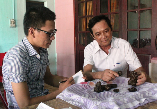 quang-binh-mo-thit-de-phat-hien-7-vat-the-nghi-la-duong-bao-quy-hiem