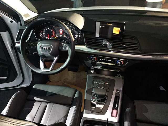 audi-q5-the-he-moi-gia-tu-2-ty-dong-ra-mat-o-viet-nam-canh-tranh-truc-tiep-voi-mercedes-glc