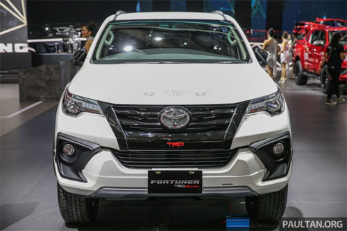 diem-hap-dan-nguoi-dung-cua-toyota-fortuner-trd-sportivo-2017-gia-tu-897-trieu-dong diem-hap-dan-nguoi-dung-cua-toyota-fortuner-trd-sportivo-2017-gia-tu-897-trieu-dong