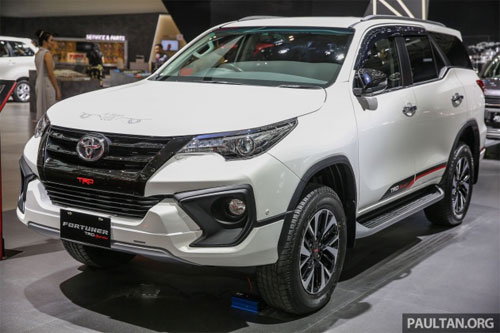 diem-hap-dan-nguoi-dung-cua-toyota-fortuner-trd-sportivo-2017-gia-tu-897-trieu-dong