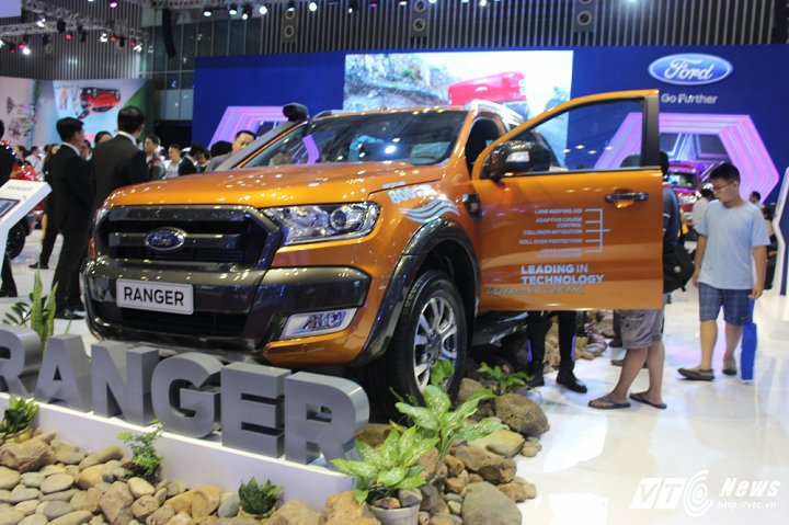 hang-xe-hoi-my-ford-tiep-tuc-giam-40---50-trieu-dong-nhieu-mau-xe-trong-thang-82017