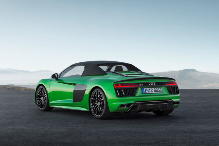 mau-mui-tran-audi-r8-v10-plus-spyder-mau-doc-xuat-hien-o-le-hoi-sieu-xe-my