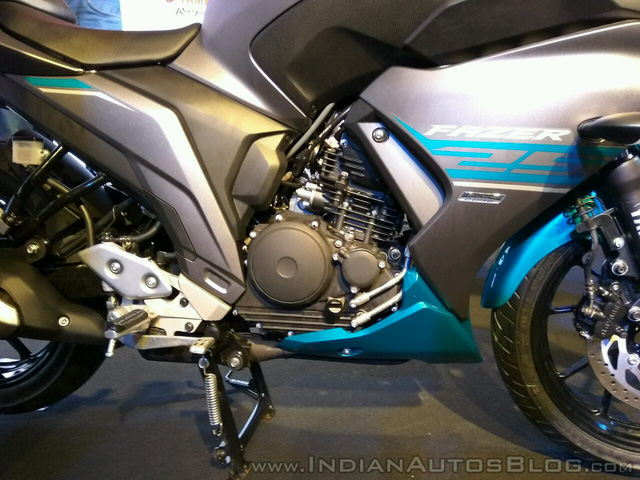 diem-hap-dan-cua-yamaha-fazer-25-mo-to-duong-truong-ra-mat-tai-an-do-gia-455-trieu-dong