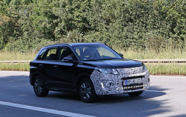 bat-gap-suzuki-vitara-phien-ban-moi-tren-duong-chay-thu