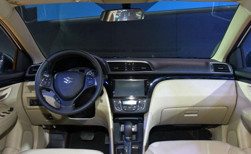 mau-xe-e-am-nhat-thi-truong-viet-suzuki-ciaz-ra-mat-phien-ban-moi-voi-ten-goi-alivio-pro