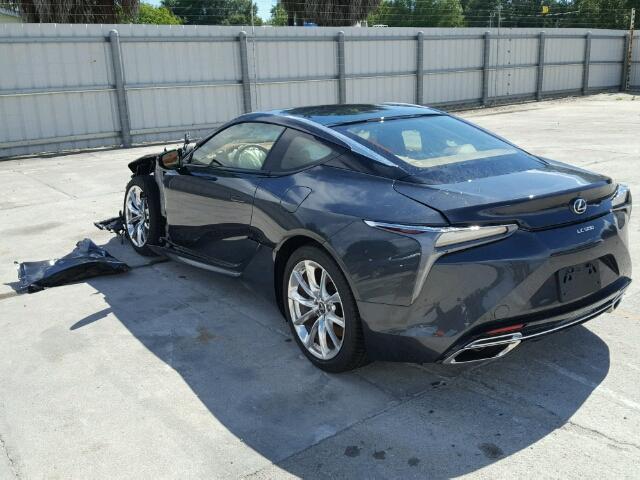 xe-sang-lexus-lc500-2018-tan-nat-sau-khi-gap-nan