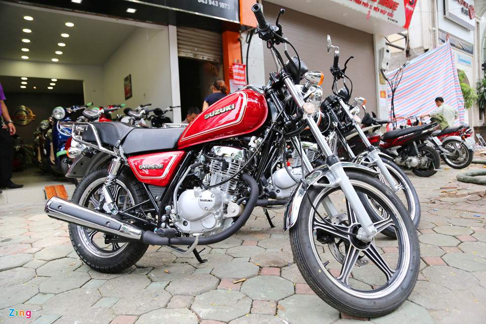 suzuki-gn125-2f-2017-mau-con-tay-co-dien-dau-tien-ve-ha-noi