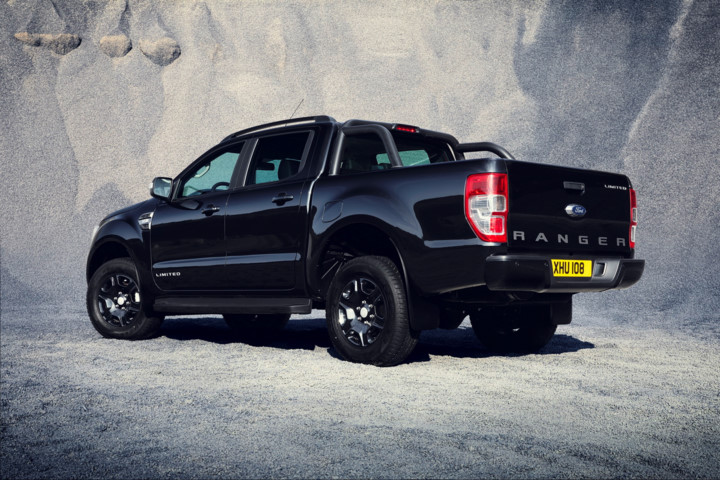 chiem-nguong-phien-ban-dac-biet-ranger-black-edition-sap-ra-mat-cua-ford