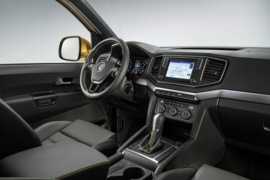 ngam-mau-concept-amarok-aventura-exclusive-mau-vang-noi-bat-cua-volkswagen
