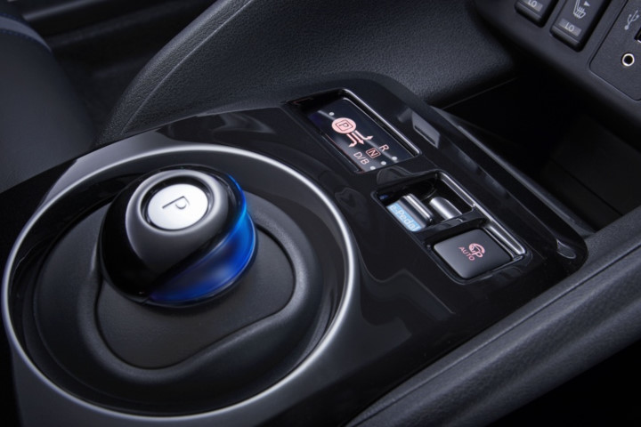 nissan-leaf-moi-xac-nhan-ra-mat-trong-nam-2018-voi-gia-680-trieu-dong