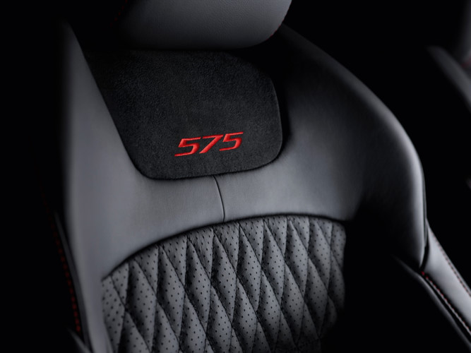 jaguar-xj-2018-chot-gia-tu-17-ty-dong-bo-sung-nhieu-nang-cap