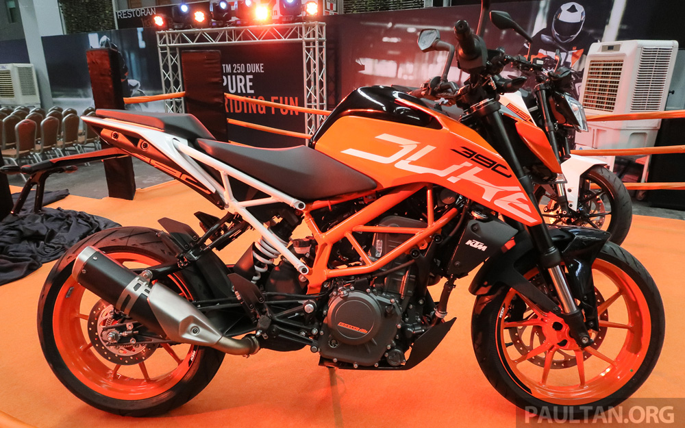 ktm-duke-250-va-390-2017-ra-mat-tai-malaysia-chinh-thuc-chot-gia-tu-118-trieu-dong