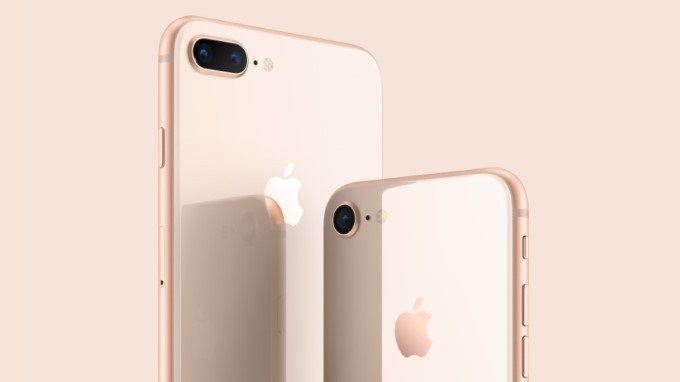 iphone-8-xam-vang-va-bac-ban-chon-mau-nao