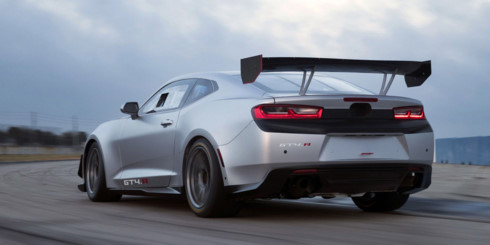 chiem-nguong-camaro-gt4r-dat-nhu-sieu-xe-cua-chevrolet