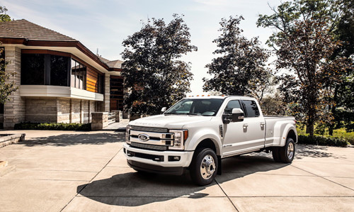 ngam-mau-xe-ban-tai-f-450-limited-2018-dep-long-lanh-gia-100000-usd-cua-ford