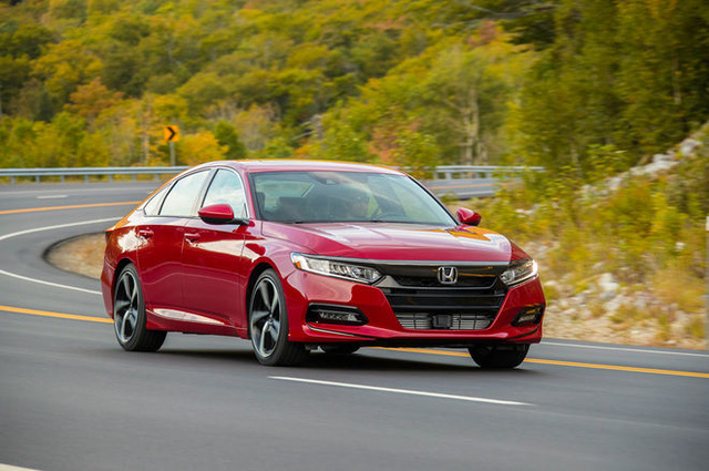 honda-accord-2018-chot-gia-tu-542-trieu-dong-co-gi-dac-biet honda-accord-2018-chot-gia-tu-542-trieu-dong-co-gi-dac-biet