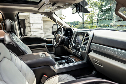 ngam-mau-xe-ban-tai-f-450-limited-2018-dep-long-lanh-gia-100000-usd-cua-ford