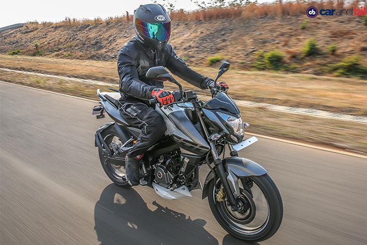 chot-gia-38-trieu-tai-an-do-xe-mo-to-bajaj-pulsar-200ns-abs-2018-co-gi-hay