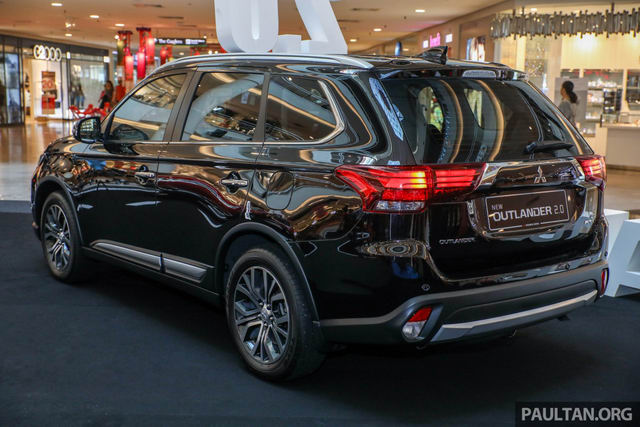 mitsubishi-ra-mat-outlander-20-awd-lap-rap-co-gia-752-trieu-dong-tai-malaysia