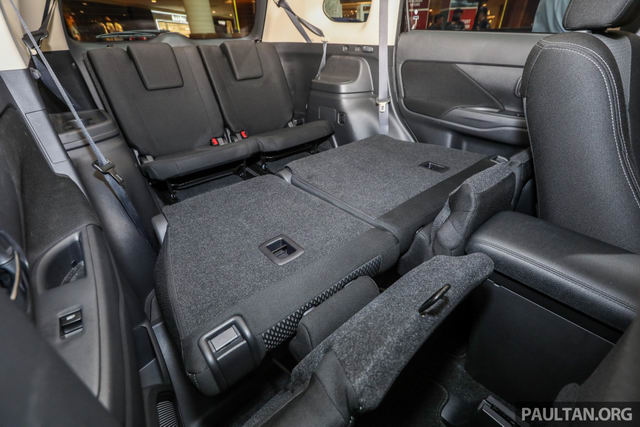 mitsubishi-ra-mat-outlander-20-awd-lap-rap-co-gia-752-trieu-dong-tai-malaysia