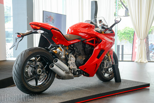 ducati-supersport-gia-tu-514-trieu-dong-ve-viet-nam-co-gi-dac-biet