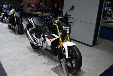 kham-pha-bo-doi-bmw-g310r-va-g310gs-gia-tu-80-trieu-dong-canh-tranh-voi-ktm-390-duke kham-pha-bo-doi-bmw-g310r-va-g310gs-gia-tu-80-trieu-dong-canh-tranh-voi-ktm-390-duke