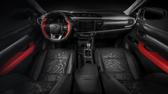 ngam-xe-ban-tai-toyota-hilux-do-cuc-ngau-voi-ban-do-carlex-hilly ngam-xe-ban-tai-toyota-hilux-do-cuc-ngau-voi-ban-do-carlex-hilly