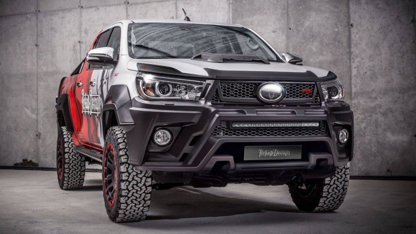 ngam-xe-ban-tai-toyota-hilux-do-cuc-ngau-voi-ban-do-carlex-hilly
