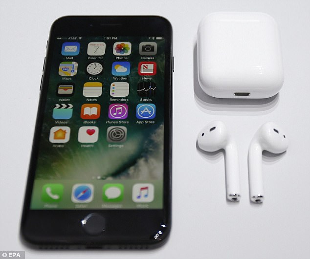 tiet-lo-ly-do-iphone-7-ban-chay-am-am-vuot-xa-iphone-8