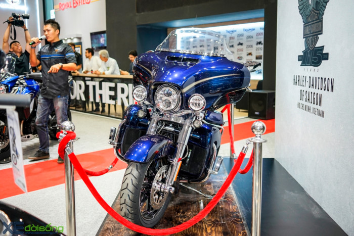can-canh-harley-davidson-cvo-limited-ban-dac-biet-gia-hon-23-ty-dong-tai-viet-nam can-canh-harley-davidson-cvo-limited-ban-dac-biet-gia-hon-23-ty-dong-tai-viet-nam