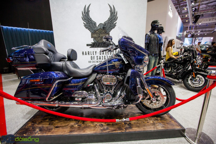 can-canh-harley-davidson-cvo-limited-ban-dac-biet-gia-hon-23-ty-dong-tai-viet-nam