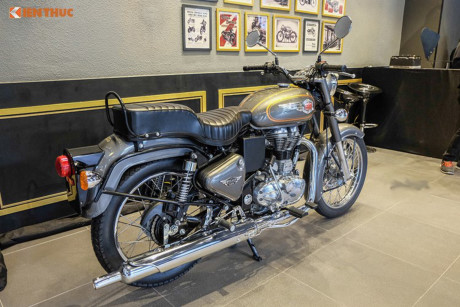 ngam-mau-mo-to-tren-500-cc-royale-enfield-continental-gt-gia-137-trieu-dong-tai-viet-nam