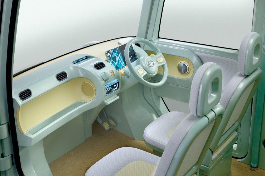 can-canh-xe-van-co-nho-gia-re-moi-ra-mat-cua-daihatsu