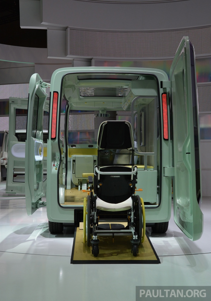 can-canh-xe-van-co-nho-gia-re-moi-ra-mat-cua-daihatsu