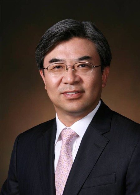 ba-lanh-dao-cung-giu-chuc-ceo-vua-duoc-tap-doan-samsung-bo-nhiem-la-ai