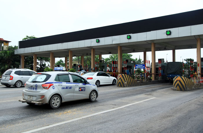 tram-thu-phi-bac-thang-long-noi-bai-de-xuat-tang-phi-gap-3-lan