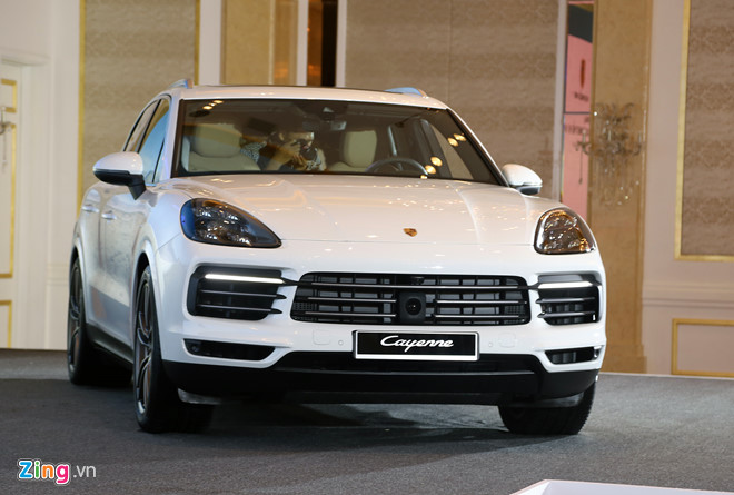ra-mat-tai-viet-nam-voi-gia-tu-45-ty-dong-porsche-cayenne-2018-co-gi-dac-biet