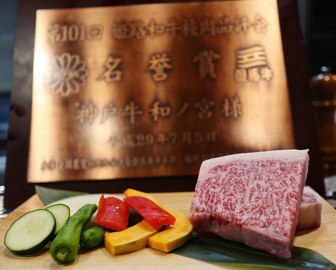 tiet-lo-ly-do-2-loai-thit-bo-nay-co-gia-dat-hon-vang-rong-100-trieumieng