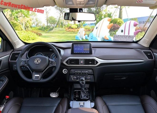 suv-7-cho-trung-quoc-moi-gia-chi-239-trieu-khien-nguoi-viet-phat-them