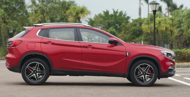 suv-nhai-gla-mercedes-benz-gia-chi-279-trieu-vua-trinh-lang-co-gi-hot