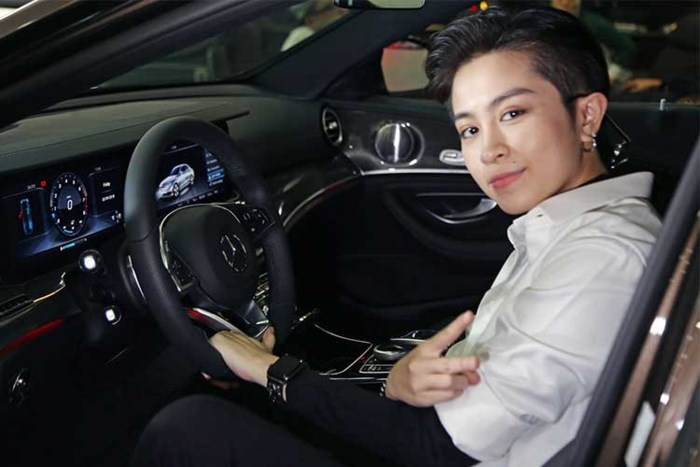ngam-nhin-xe-sang-mercedes-benz-e300-gia-28-ty-dong-cua-gil-le