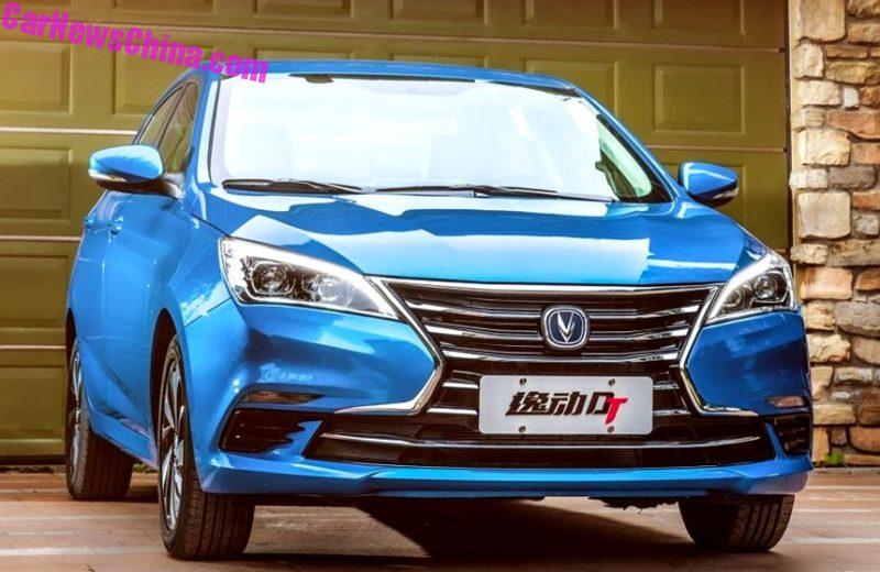 can-canh-o-to-sedan-moi-made-in-china-tuyet-dep-gia-chi-175-trieu-dong