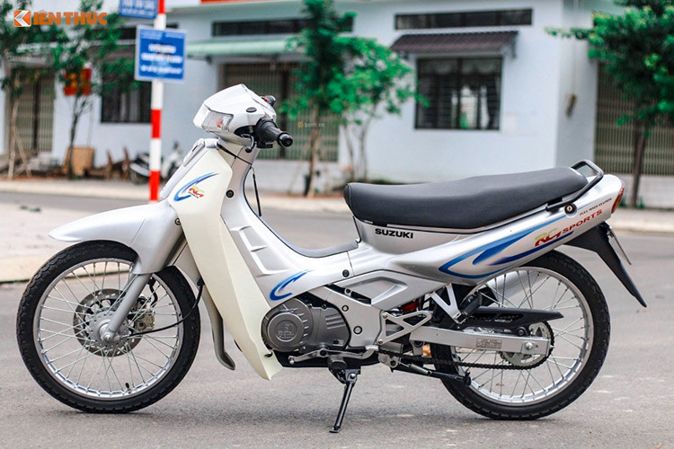 tphcm-xe-may-suzuki-da-dung-20-nam-rao-ban-110-trieu-dong-gay-xon-xao