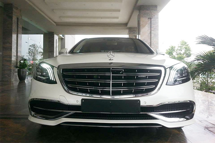 dai-gia-khach-san-thanh-hoa-mua-tang-vo-mercedes-maybach-s450-hon-7-ty-dong