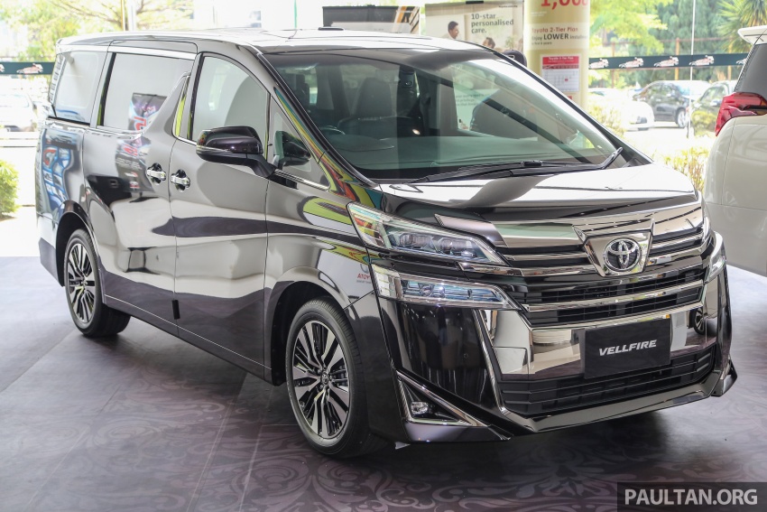 o-to-sang-chanh-gia-tu-19-ty-dong-cua-toyota-moi-trinh-lang-co-gi-hay