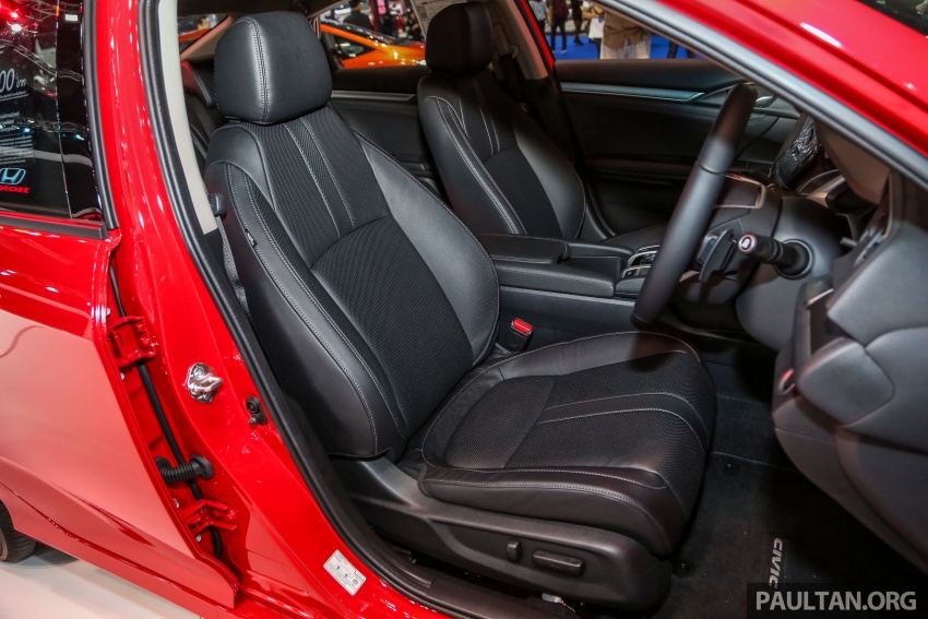 honda-trinh-lang-chiec-civic-hatchback-mau-do-ruc-dep-long-lanh