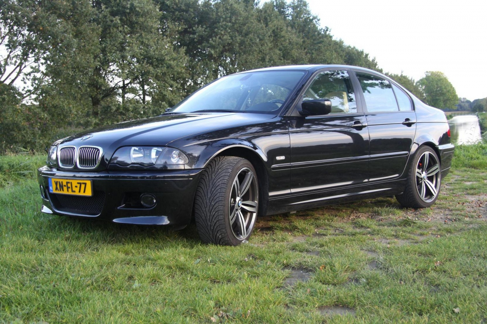 da-nang-thanh-ly-loat-o-to-thap-nhat-20-trieu-xe-sang-bmw-chi-158-trieu-dongchiec