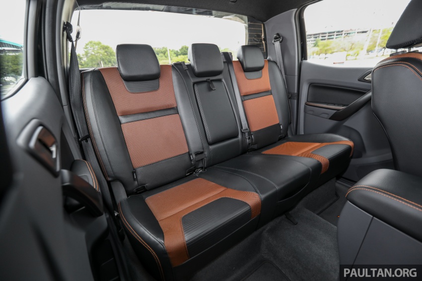 ban-tai-ford-ranger-moi-sieu-hoang-da-dep-long-lanh-vua-trinh-lang-gia-729-trieu-dong